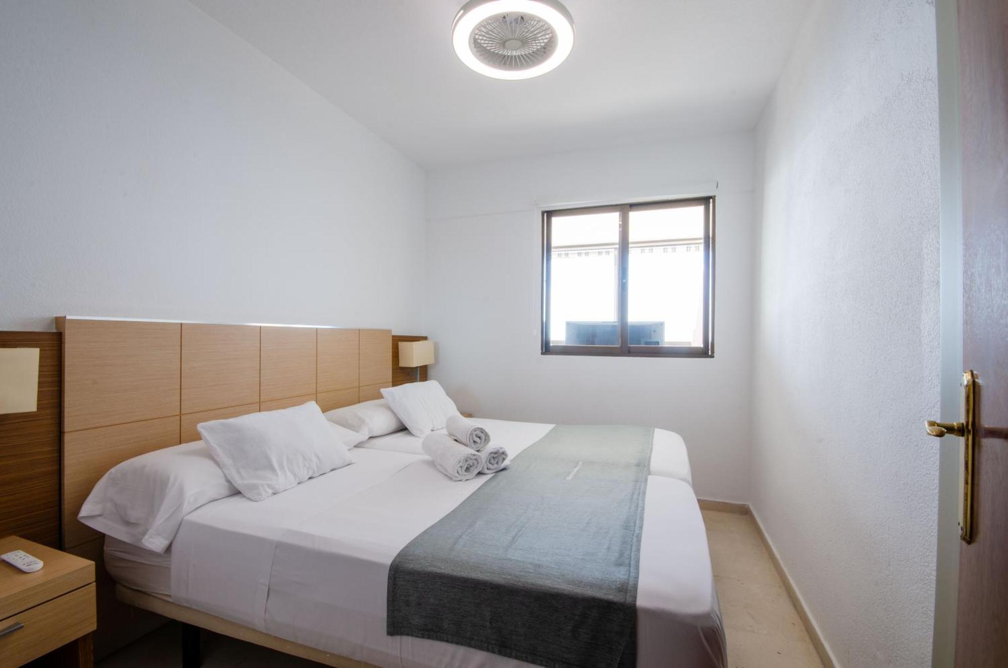 Gemelos 10 Levante Beach 貝尼多姆 外观 照片